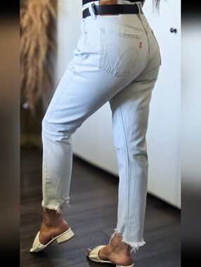 Levi’s 501 Skinny Jeans Distressed Light Wash High Rise W30 100% Cotton Denim
